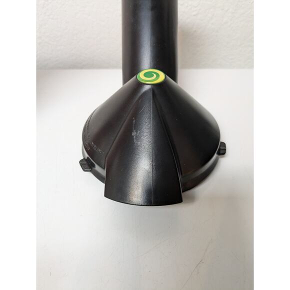 Yonanas Frozen Treat Maker Black Outer Chute Replacement Part Model IC0988BK13 - Picture 2 of 8